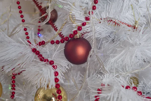 Noel süslemeleri ve baloları