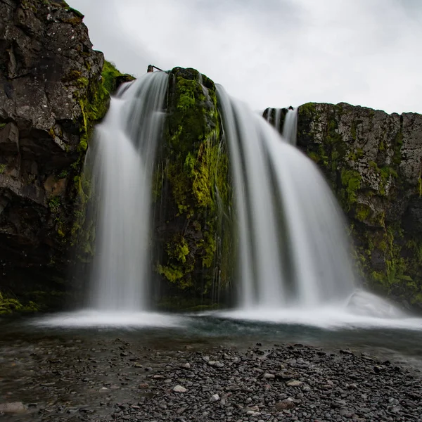在冰岛各地旅行的场面 — 图库照片
