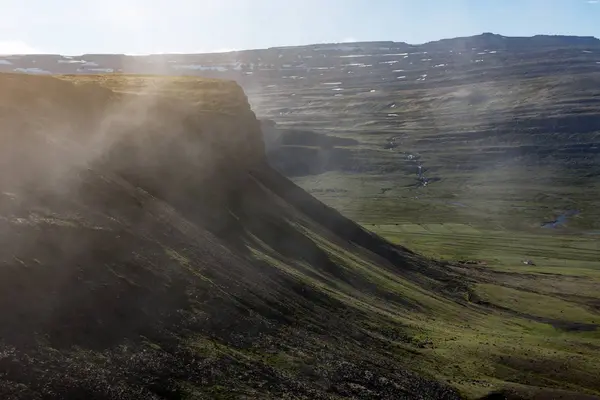 Scènes de voyage autour de l'Islande — Photo