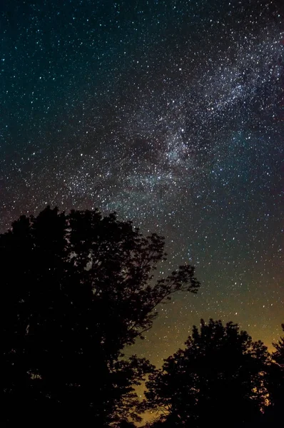 Cielo nocturno lleno de estrellas — Foto de Stock