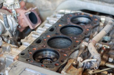Pistonlu Vana kapağı motoru zor kullanımı kapat.