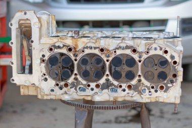 Pistonlu Vana kapağı motoru zor kullanımı kapat.