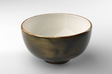 Rustik kahverengi Çin kase beyaz arka plan üzerinde izole