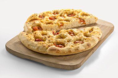 Apulia düz ekmek domates ile