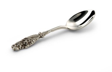 Gümüş çay kaşığı