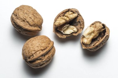 Çekirdek ve tüm ve açık ceviz