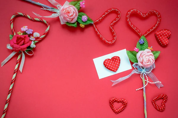 Vista superior San Valentín fondo del día y decorations.love forma . — Foto de Stock