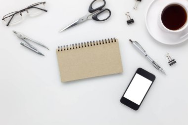 «Ana sayfa» görünümü aksesuarları ofis Resepsiyon concept.mobile telefon, kahve, değil