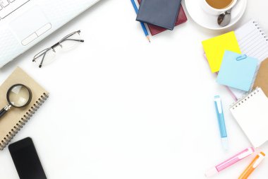 Üstten Görünüm aksesuarları iş Ofis Masası.