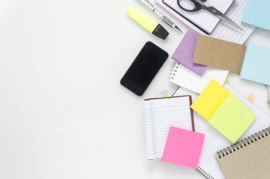 Üstten Görünüm aksesuarları iş Ofis Masası.