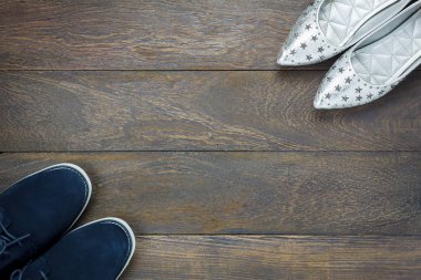 Üstten Görünüm moda birkaç w üzerinde erkek ve kadın Ayakkabı Tasarım