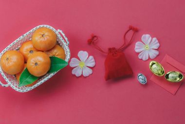 Mutlu Çin yeni yılı konsept arka plan için üst öğelerin havadan görünümü.