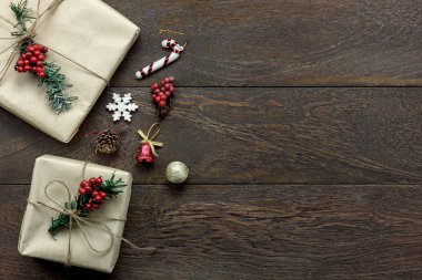 Üstten Görünüm kavramının dekorasyon ve süsleme neşeli Noel ve mutlu yeni yıl.