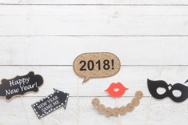 DIY görünümü hava görüntüsünü booth sahne süslemeleri mutlu yeni yıl 2018 ev partisi dekor arka plan kavramı fotoğraf. Tablo üst öğede modern rustik beyaz evde ofis Resepsiyon stüdyo ahşap ve alanı Kopyala.