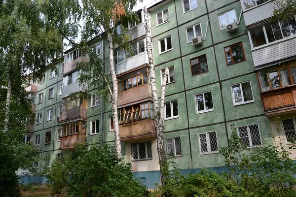 Το σπίτι της σοβιετικής κατασκευής — Φωτογραφία Αρχείου