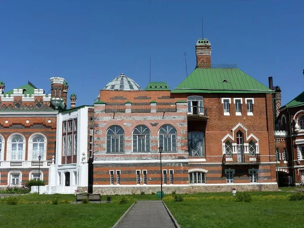 Jeden z budynków zamku Szeremietiewa — Zdjęcie stockowe