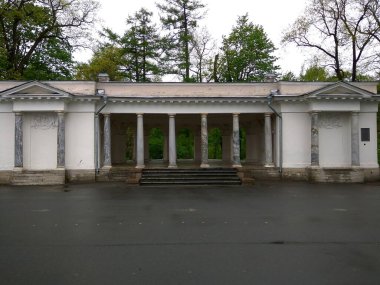Elagin Adası 'ndaki müzik pavyonu (Kirov Central Park)