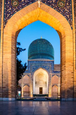 Semerkand, Özbekistan'a medrese