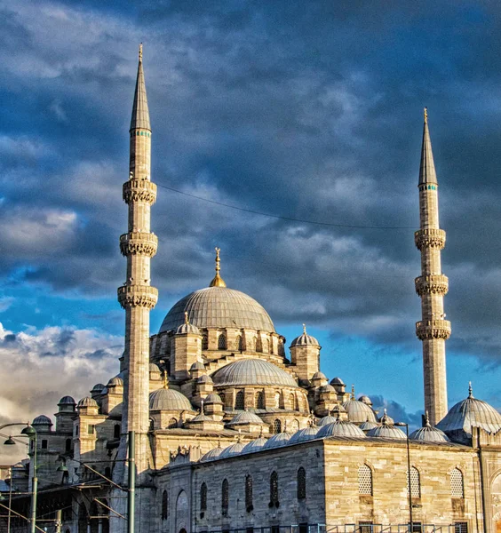 Мечеть в Инстанбуле — стоковое фото