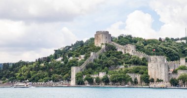 Rumeli Kalesi Boğaz üzerinde