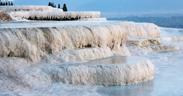 Calcium terraces of natural hot springs — Stock Photo, Image