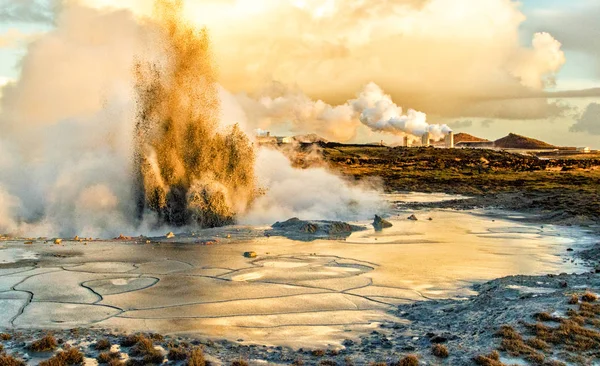 Mud Geysir in Iceland — Stock Photo, Image