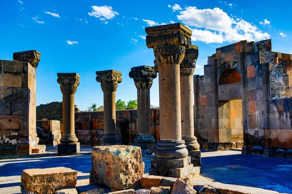 Ruinas del templo de Zvartnos en Ereván — Foto de Stock