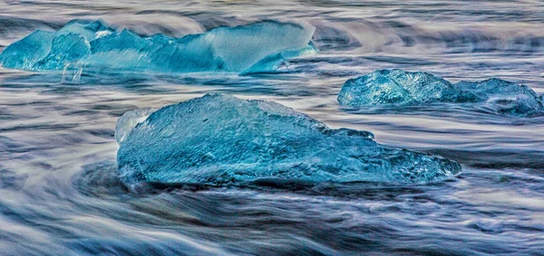 Pequeños icebergs — Foto de Stock