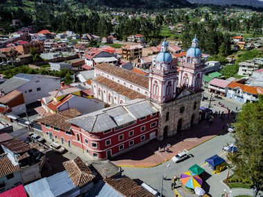 Sinicay, Ekvador, 28 Ocak 2018: Iglesia De San Francisco De Sinicay'ın havadan görüntüsü
