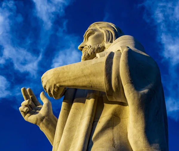哈瓦那的基督雕像俯瞰哈瓦那海湾 — 图库照片