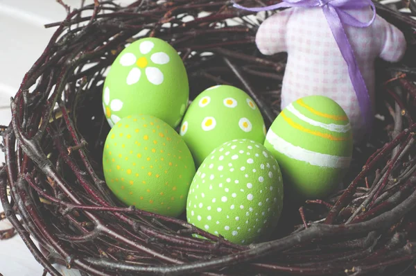 Tavşan (tavşan) ve Paskalya yortusu yumurta