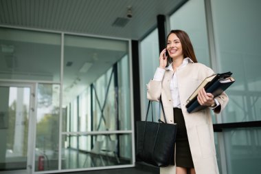 İşe yarayacak meşgul iş kadını