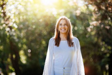 doğanın güzel esmer