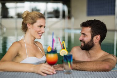 Mutlu çift zevk spa banyo