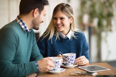 Aşk dating mutlu çift 