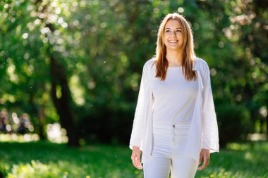 doğanın güzel esmer