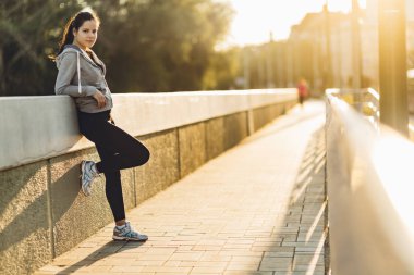 Sporcumuz koşu sonra dinlenme