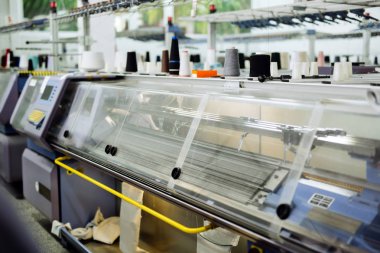 Örme ve dokuma makineleri