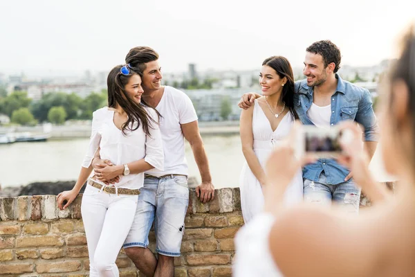 Grupo de jovens fotografados — Fotografia de Stock