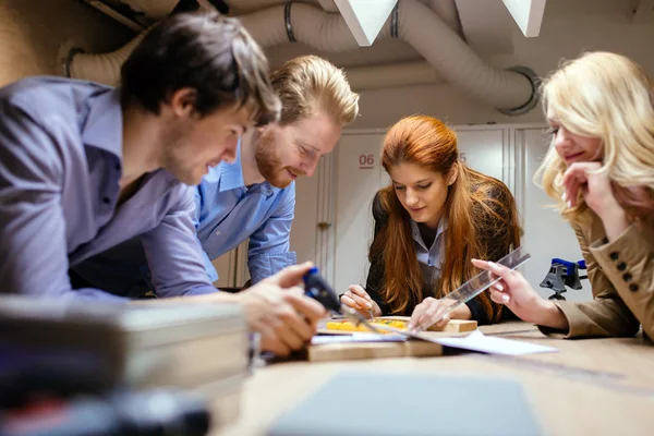 Gruppo di designer di lavoro — Foto Stock