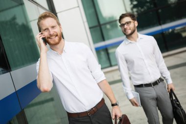 İş adamları harekete geçti