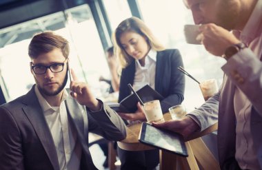 Kahve molası meslektaşları