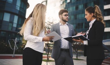 Patron stresli ve multittasking yorgun