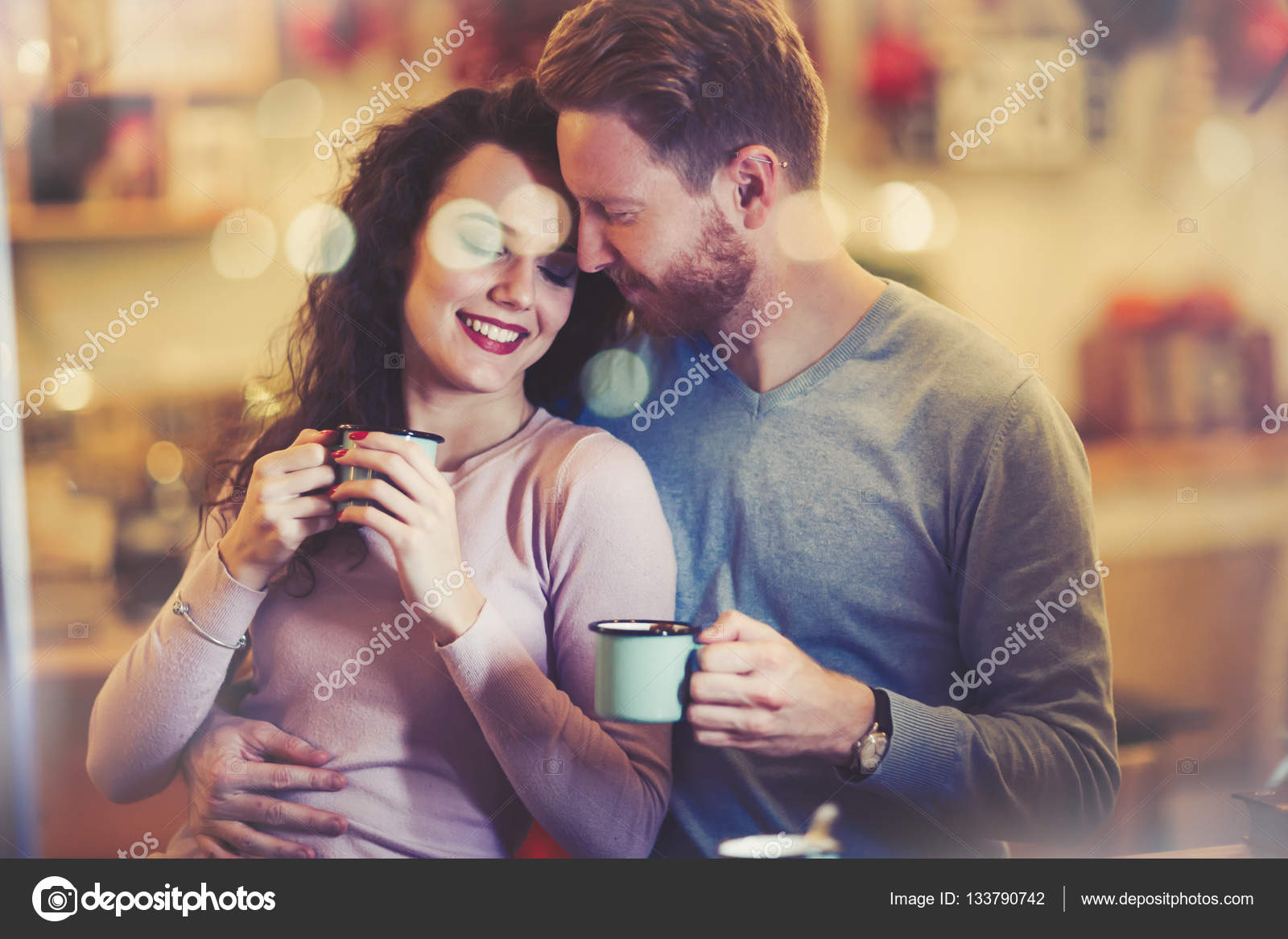 dating caffe hh brzinsko druženje za štrebe chicago