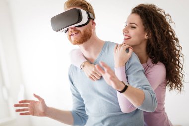 Eğleniyor çift Vr ile oynamak