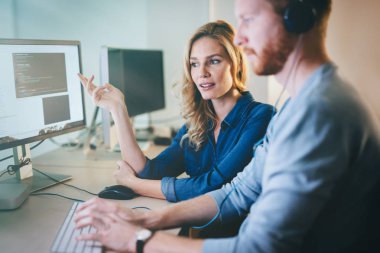 Şirkette işbirliği programcılar