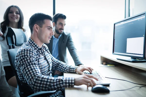 Business collaboration in office by colleagues — Stock Photo, Image