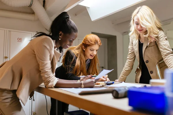 Team working on project together — Stock Photo, Image