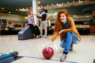 Bowling zevk Competitve insanlar