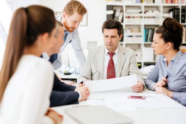 Projede çalışan arkadaşları 